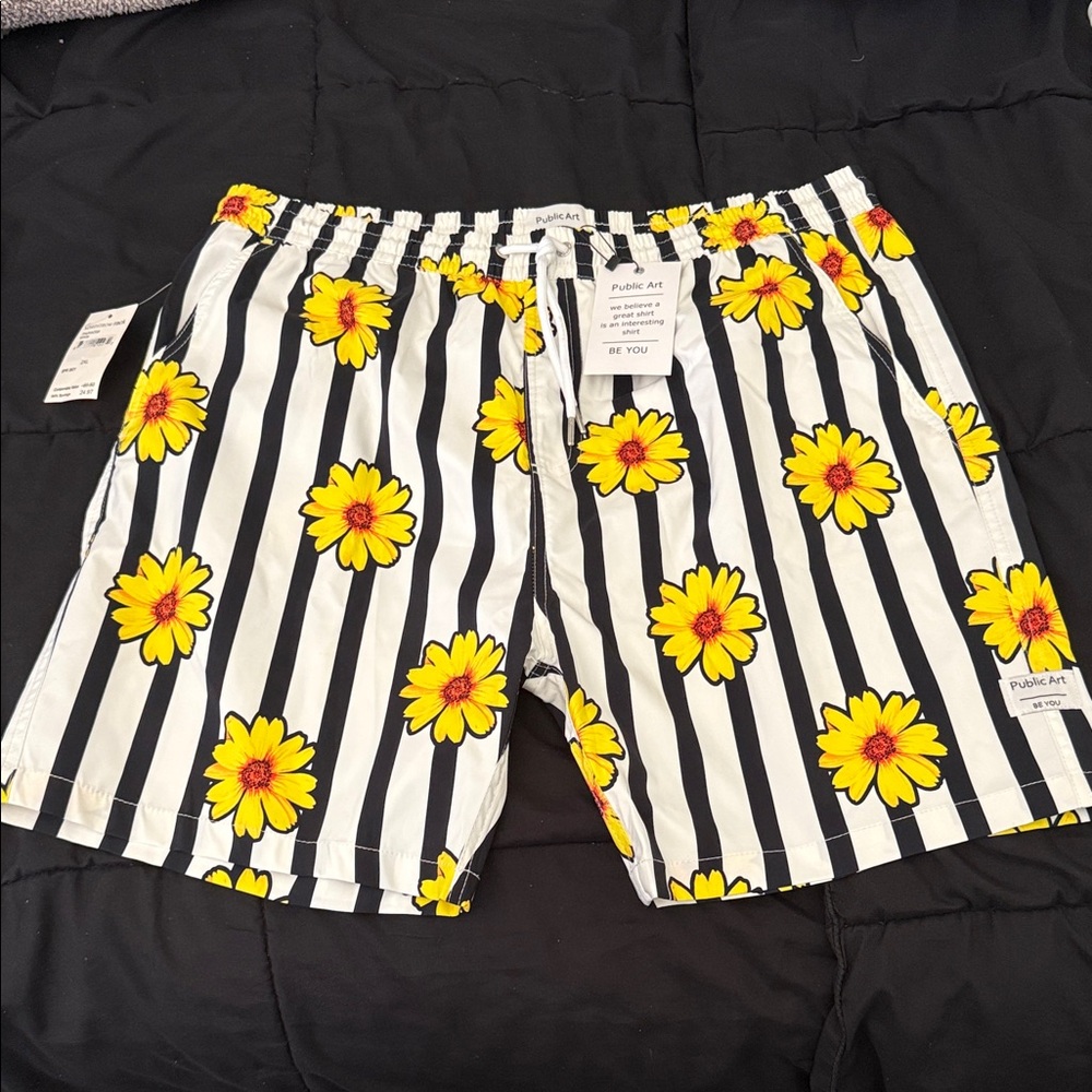 Public Art Men's Black and White Striped Shorts Yellow Floral Design XXL NWT